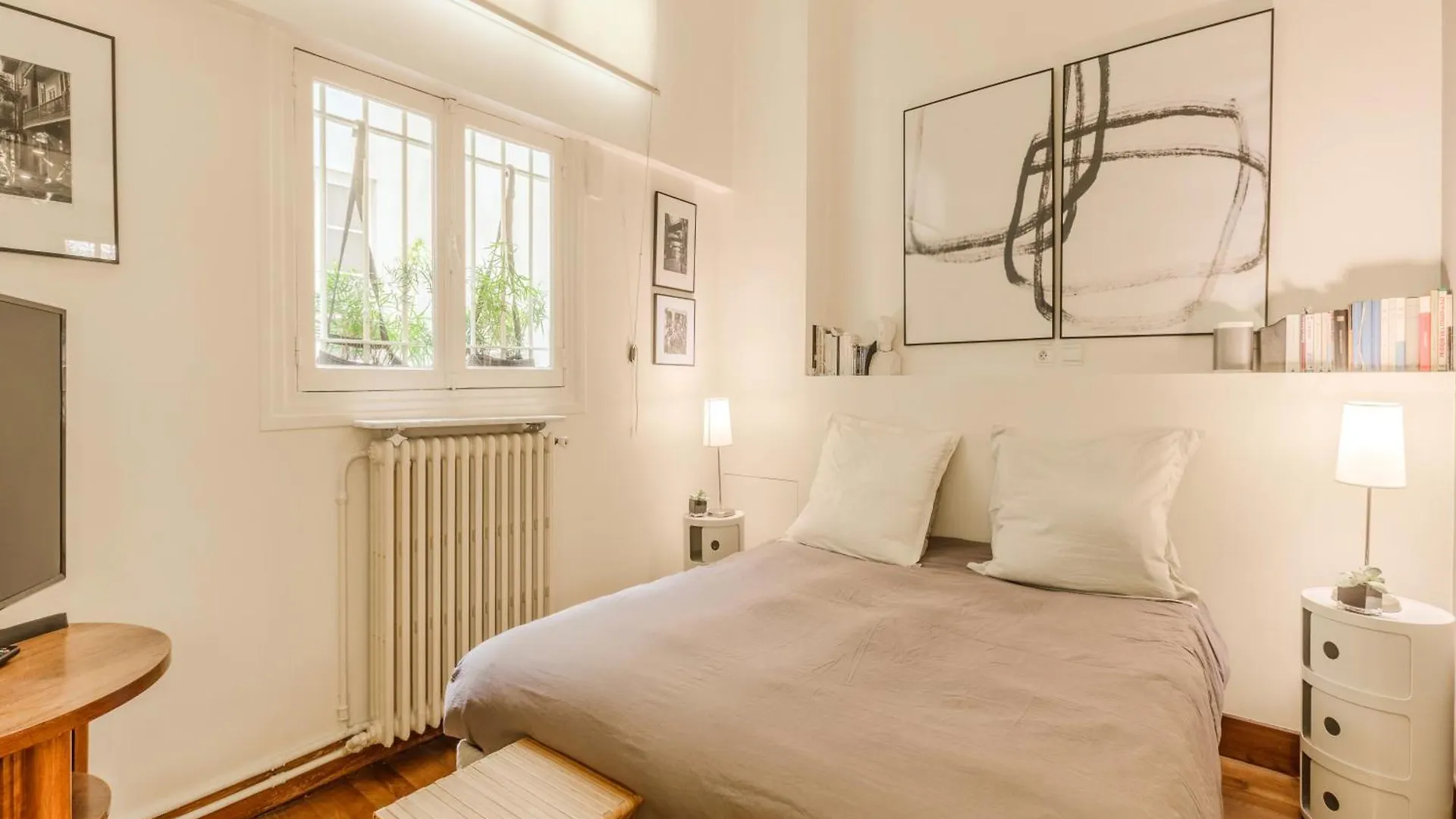 Grand 3p Centre Historique 01 Montorgueil Apartment Paris